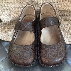 Algeria Floral Embossed Mary Jane Shoes. Excellent condition.